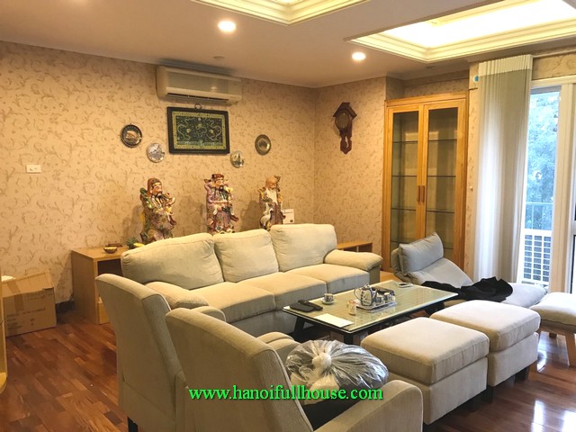 190 sqm, 3 bedroom & two bathroom in modern apartment in central Hanoi, Vietnam