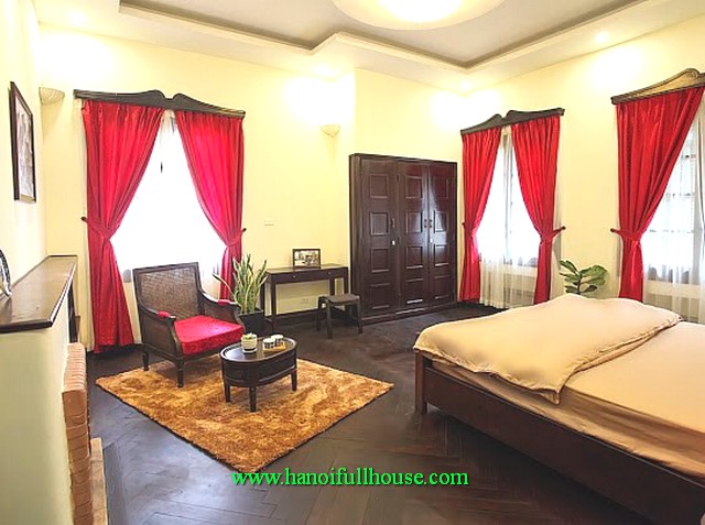 4-bedroom beautiful house with courtyard and garden in Ngoc Ha area, Ba Dinh district for lease