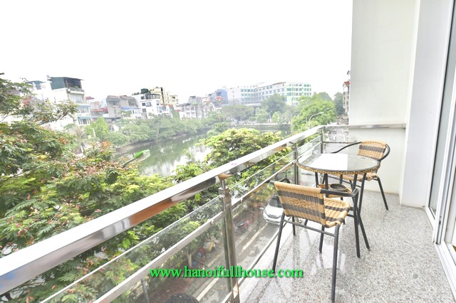 2 BRs serviced apartment in Westlake, great balcony and lake view, cheap price