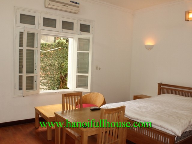Very cheap serviced apartment with full high quality furnishing in Tay Ho dist