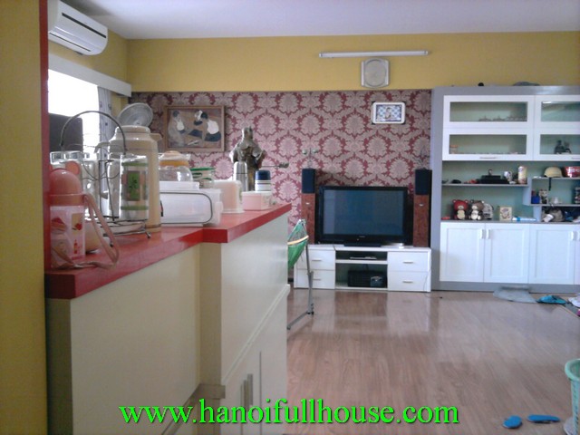 Ba Dinh apartment with 2 bedroom to rent