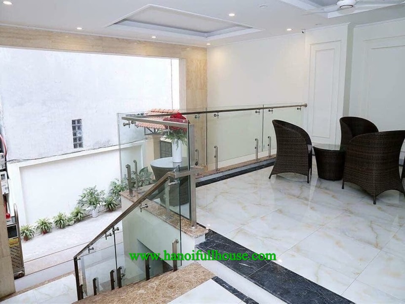 2 bedroom apartment with full service for rent in Ba Dinh