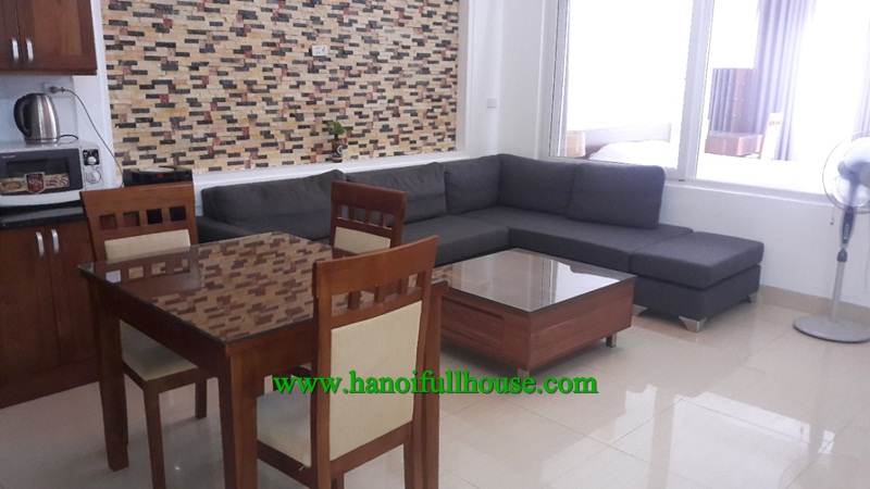 Cho thuê căn hộ dịch vụ mới, nội thất đẹp, 60m2, giá rẻ ở Tây Hồ