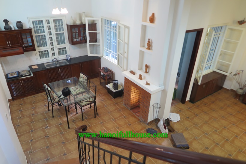 French Villa for rent in Ba Dinh :4 bedrooms, with full furnished