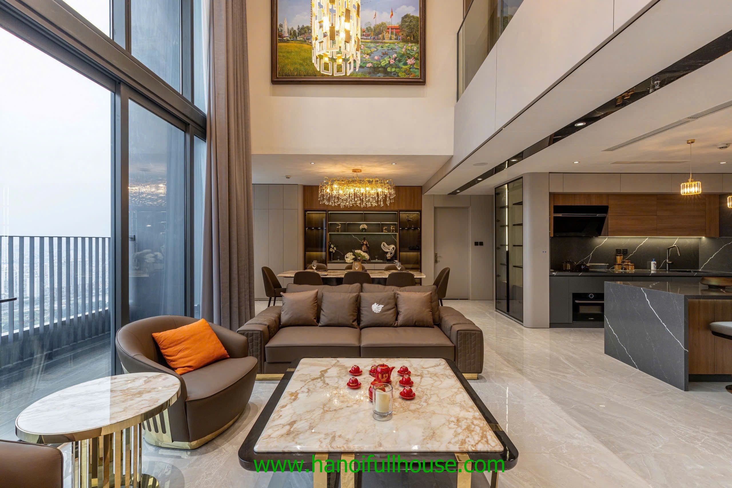 Căn hộ Penthouse xinh đẹp, view hồ, 4 phòng ngủ ở Ngoại Giao Đoàn