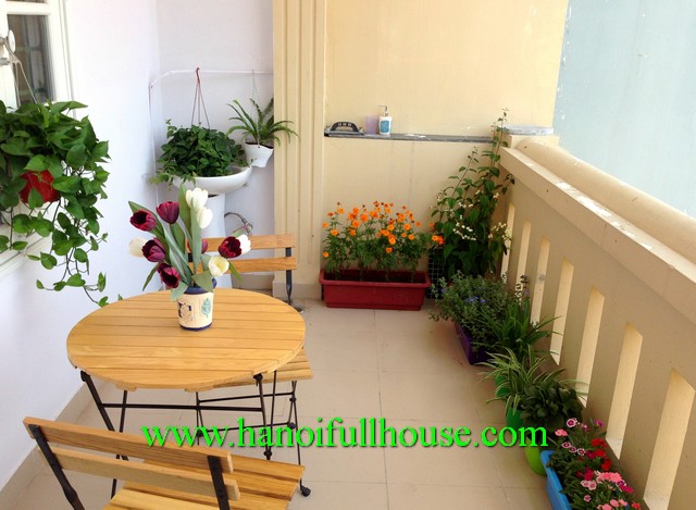 Bright apartment in Tay Ho dist, Hanoi for rent. one bedroom, balcony, nice view