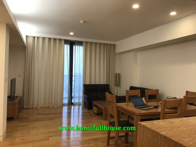 Cho thuê căn hộ đẹp, tầng cao, 3 phòng ngủ tại Indochina Plaza Hà Nội - 241 Xuân Thủy 