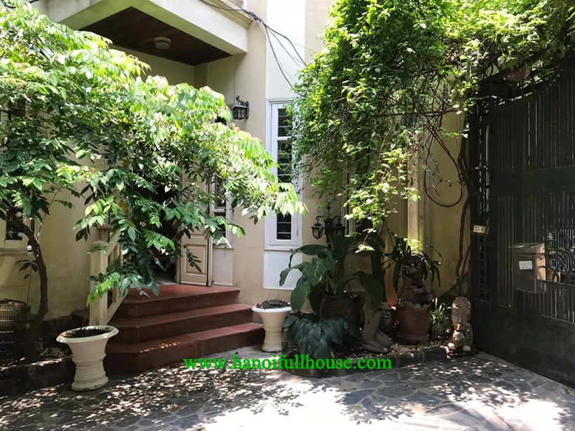Garden beautiful house with 4 bedrooms, 4 bathrooms, fully furnished for rent in Dong Da dist