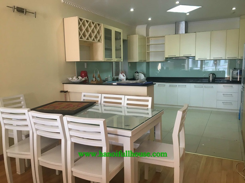 Brand new apartment with 3 bedrooms for rent in M5- Nguyen Chi Thanh