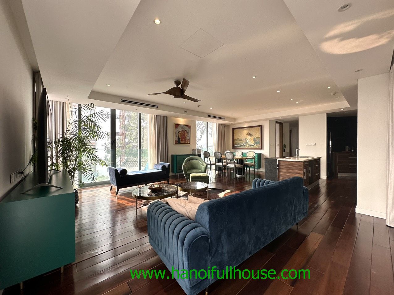 Modern 3 bedroom apartment in West lake for rent