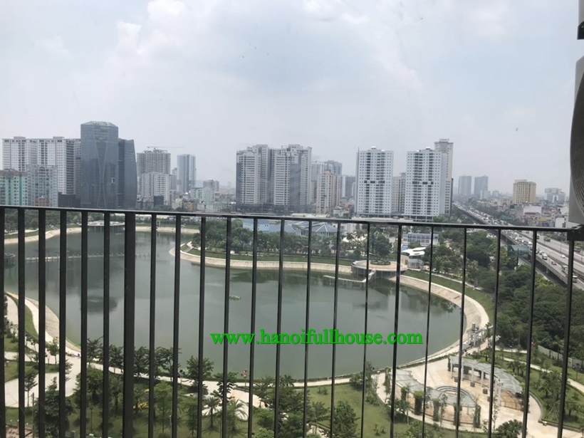 Cho thuê căn hộ view hồ, đủ đồ ở D'Capital Trần Duy Hưng