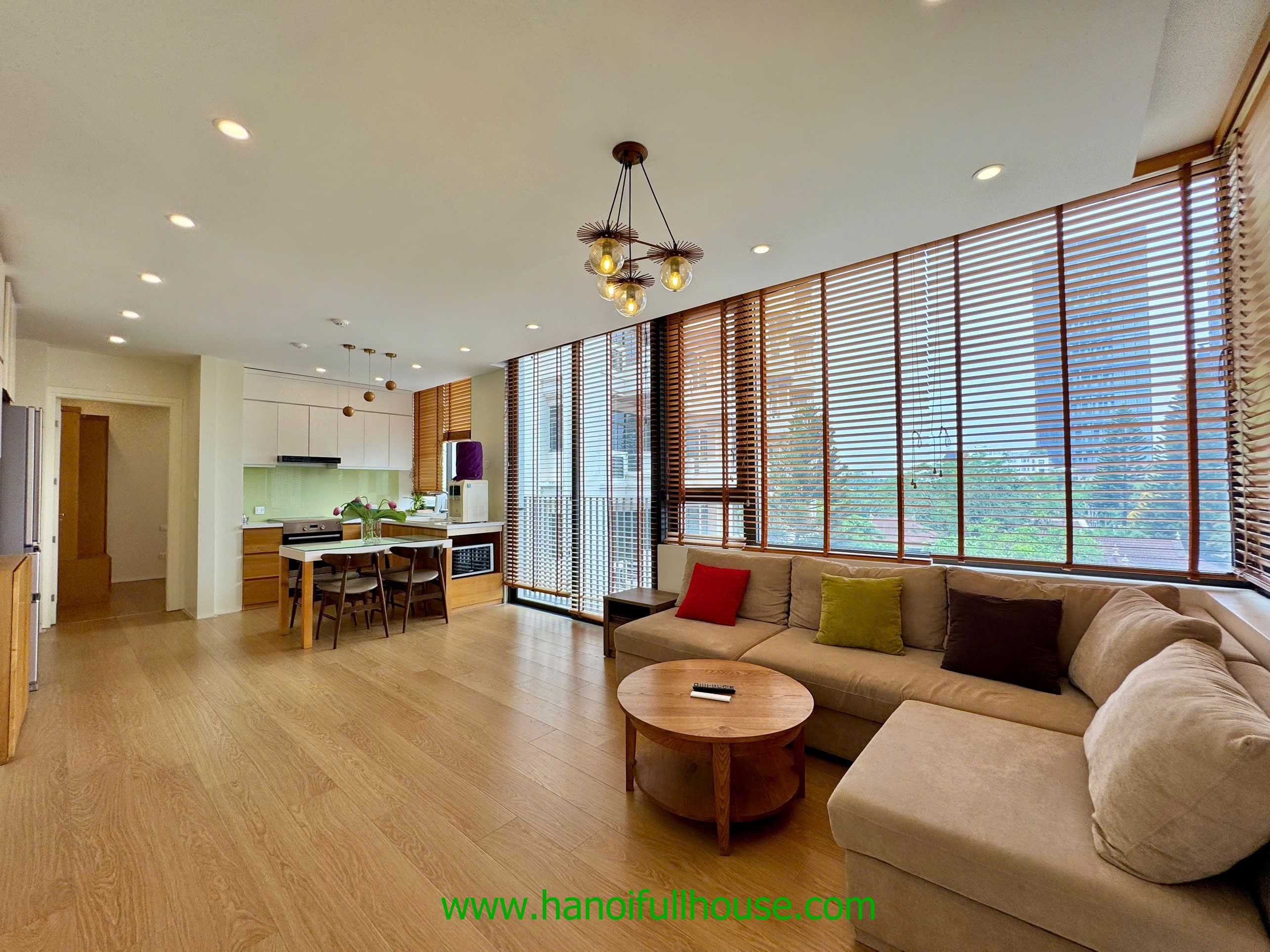 Good quality 2 bedroom apartment for rent in Tay Ho street.