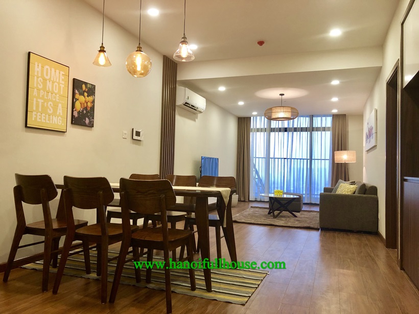 Discovery 302 Cau Giay to let 2 bedroom apartment,full furnished