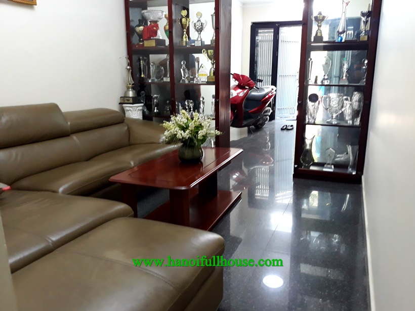 Ba Dinh housing 4 bedrooms,full furnished and a lot of light