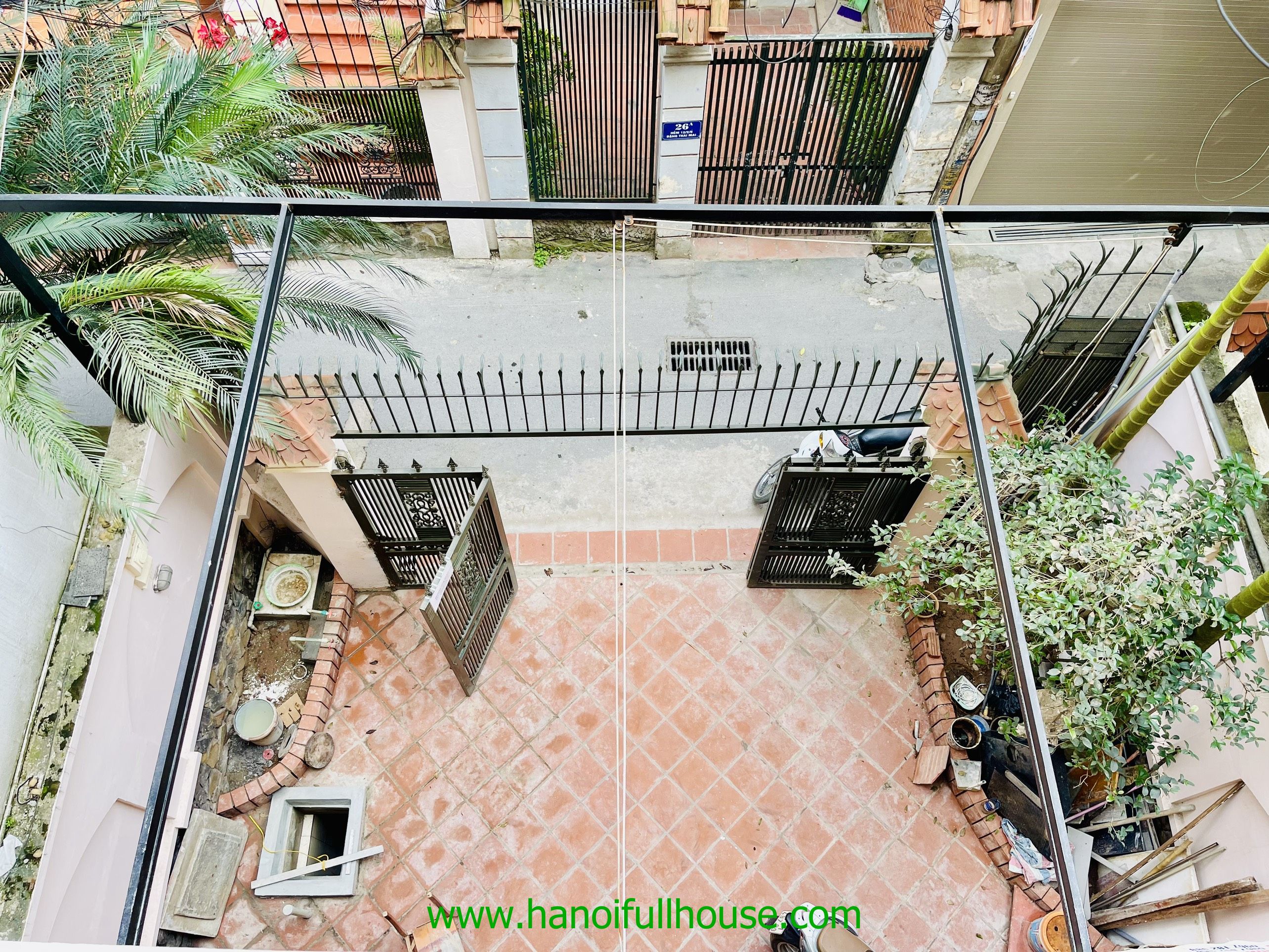 Nice house with 5 bedrooms, yard garden in Tay Ho for lease