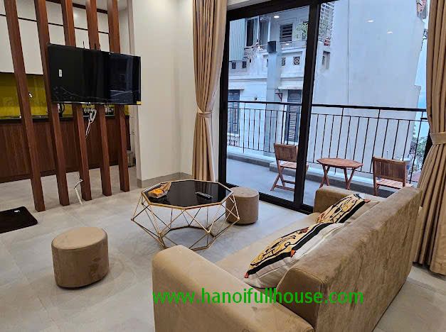Good apartment with 1 bedroom, balcony on Lac Long Quan str for rent