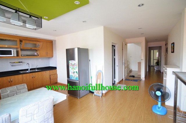 Căn hộ một phòng ngủ rộng,đầy đủ nội thất, thoáng mát, yên tĩnh ở Tây Hồ
