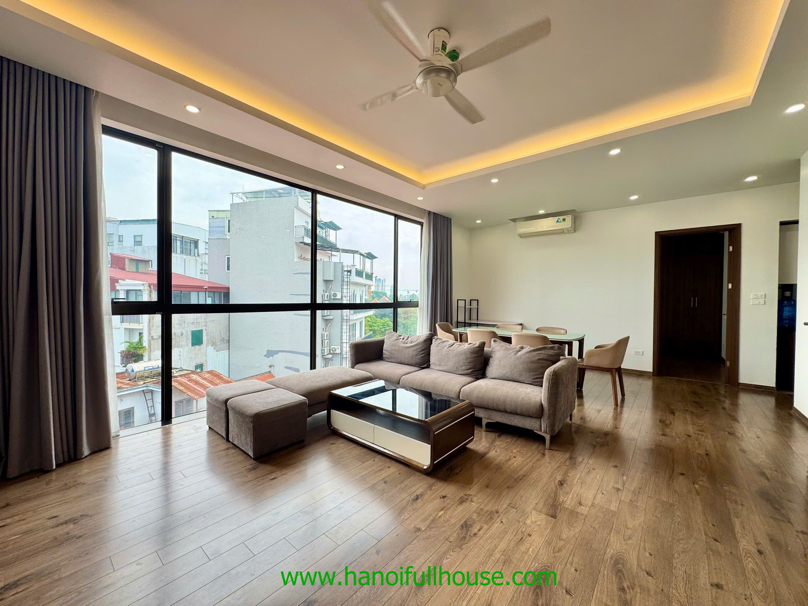 Spacious 3 bedroom apartment for rent on Dang Thai Mai street