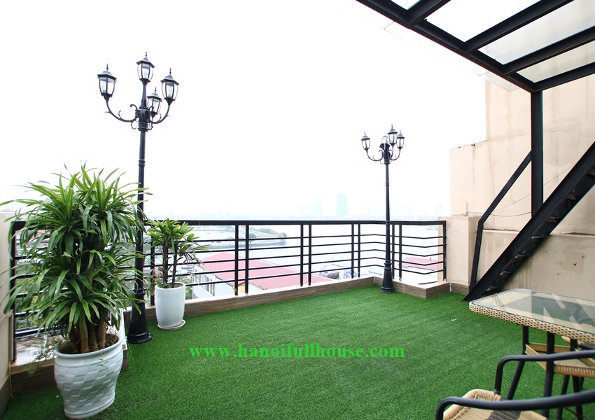 Lake view apartment, 02 bedrooms, big balcony with 20 sqm, modern furniture on To Ngoc Van street