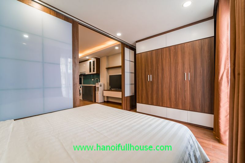 Cho thuê căn hộ dịch vụ 01 phòng ngủ phong cách Nhật Bản phố Kim Mã 