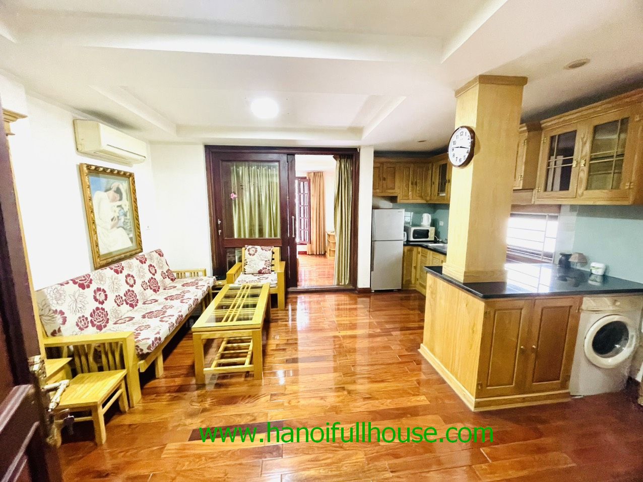 Rental one bedroom serviced apartment in Hoan Kiem dist, Ha Noi