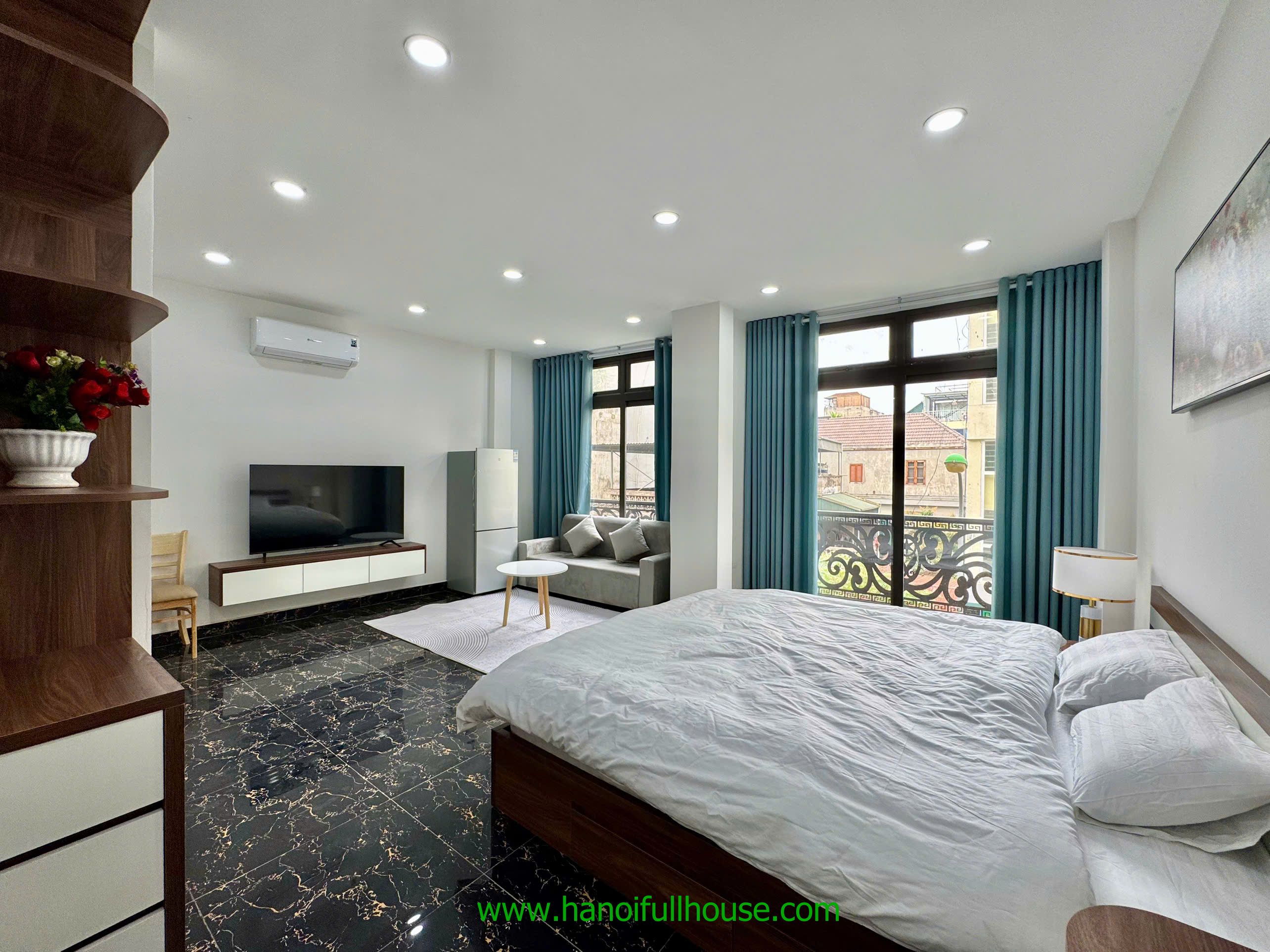 Căn hộ Studio mới, hiện đại, nhiều ánh sáng ở đường Yên phụ cho thuê