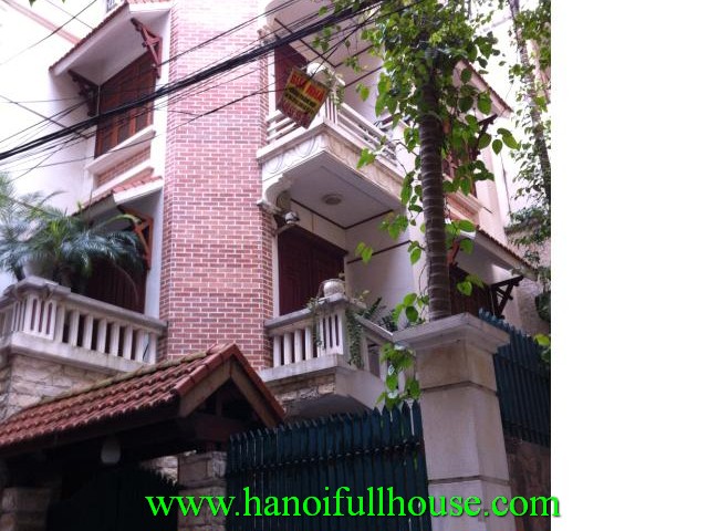Căn nhà hiện đại 3 phòng ngủ cho thuê tại quận Cầu Giấy- Hà Nội