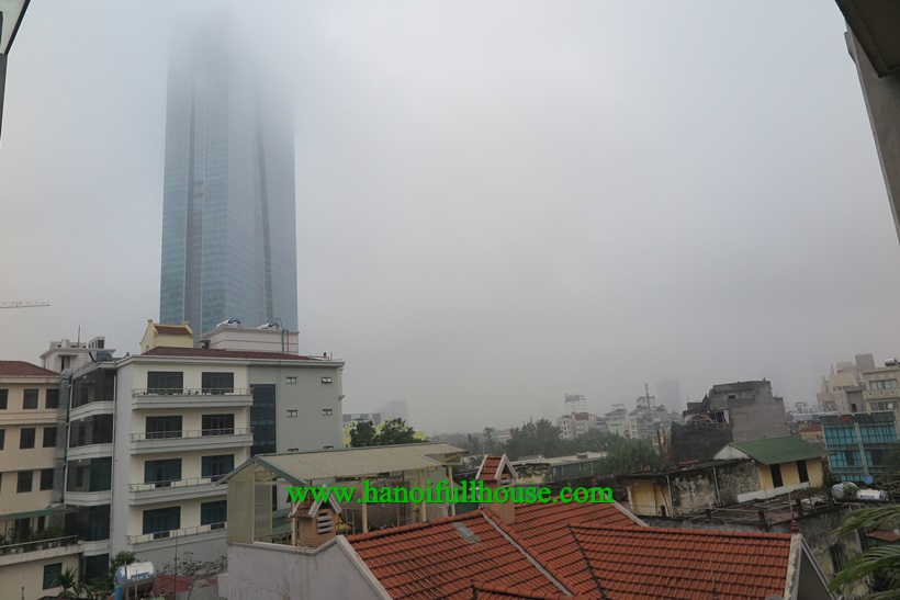 Căn hộ đẹp, ban công, rất nhiều ánh sáng tự nhiên ở quận Ba Đình