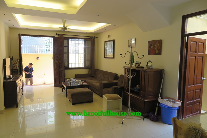 For rent 4 bedroom house,fully equipment,lot of light in Ba Dinh,Ha Noi