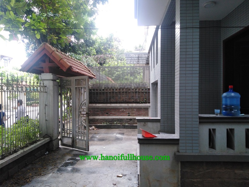 For rent unfurnished Villa in Viet Hung ,Long Bien dist