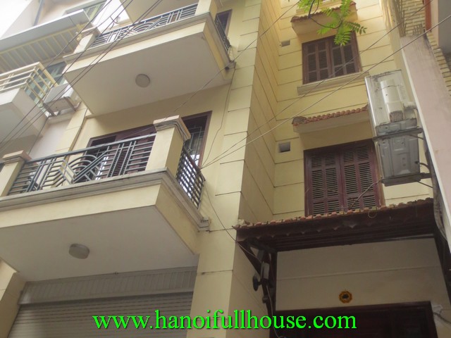 Nhà riêng 3 phòng ngủ, đầy đủ tiện nghi cao cấp cho thuê ở Hoàng Quốc Việt, Cầu Giấy