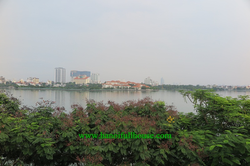 House with 6 bedrooms and 6 bathroom, West lake view for rent now