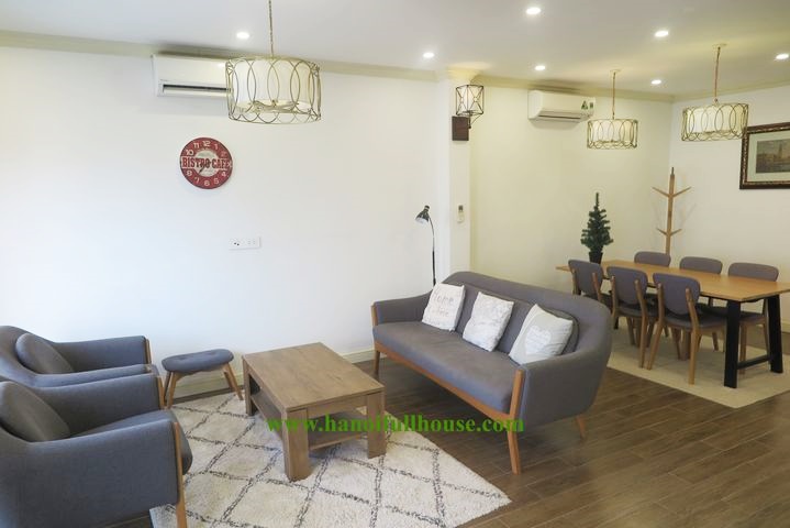 Nice 1 bedroom serviced apartment on high floor for rent in Tay Ho, Hanoi