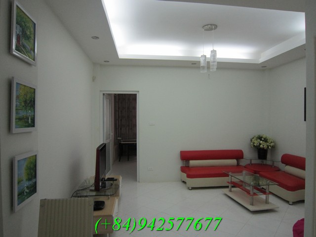 Căn hộ dịch vụ hai phòng ngủ, thiết kế hợp lý, giá rẻ ở Ba Đình
