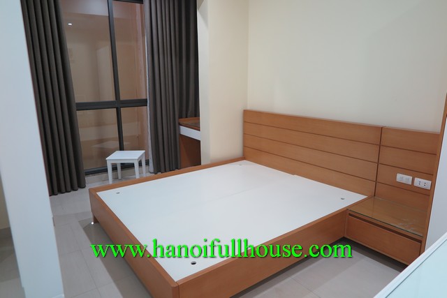 Căn hộ dịch vụ mới, một phòng ngủ ở quận Hòan Kiếm cho thuê