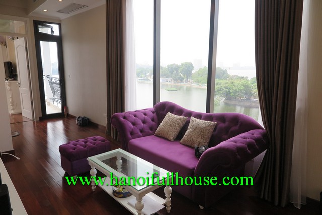 Căn hộ dịch vụ chất lượng tốt, 2 phòng ngủ, view đẹp ở Ba Đình cho thuê