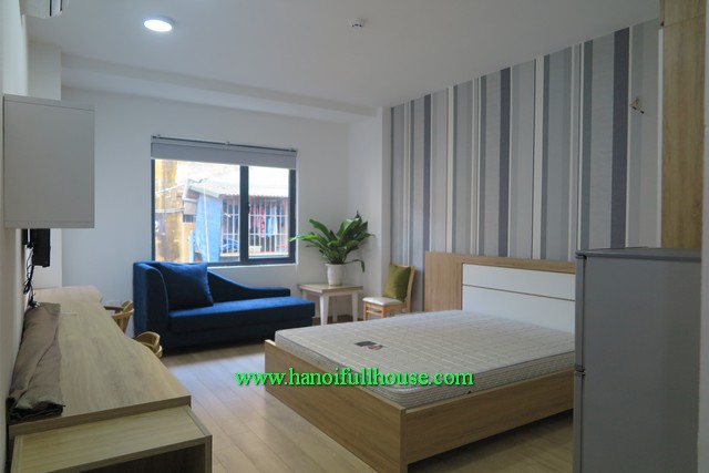 Căn hộ dịch vụ mới đẹp, nội thất xịn cho thuê tại Giảng Võ, Ba Đình