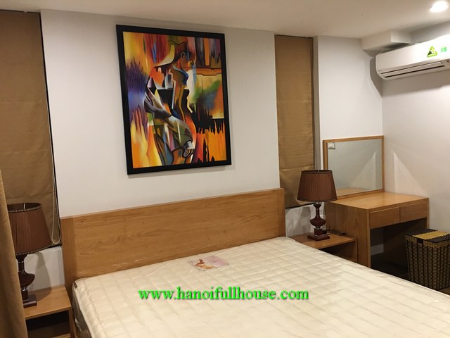 Căn hộ dịch vụ đẹp tuyệt vời nhìn ra Hồ Tây cho thuê tại Tây Hồ