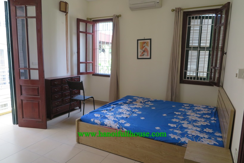 Căn hộ 1 ngủ riêng biệt siêu rẻ cho thuê ngay gần Lăng Bác
