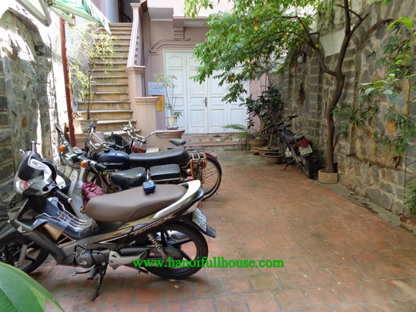 One bedroom apartment at good price for rent in Ha Noi center