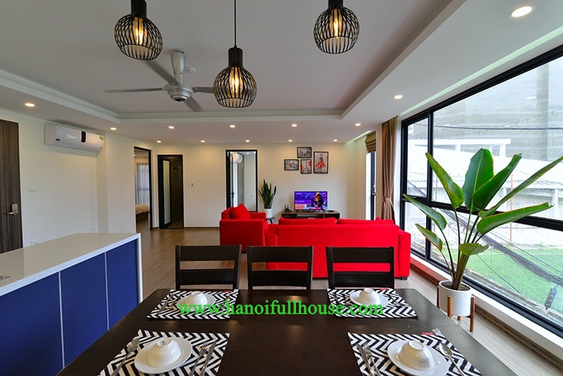 Căn hộ 2 phòng ngủ nhiều ánh sáng, hiện đại cho thuê tại Đặng Thai Mai, Tây Hồ Hà Nội