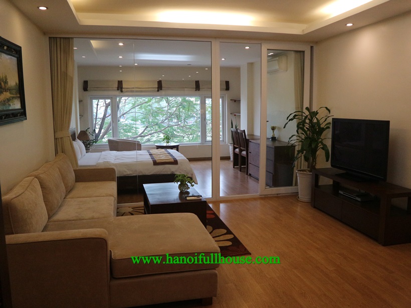 Căn hộ 1 ngủ đẹp, đầy đủ dịch vụ ở trung tâm Hà Nội