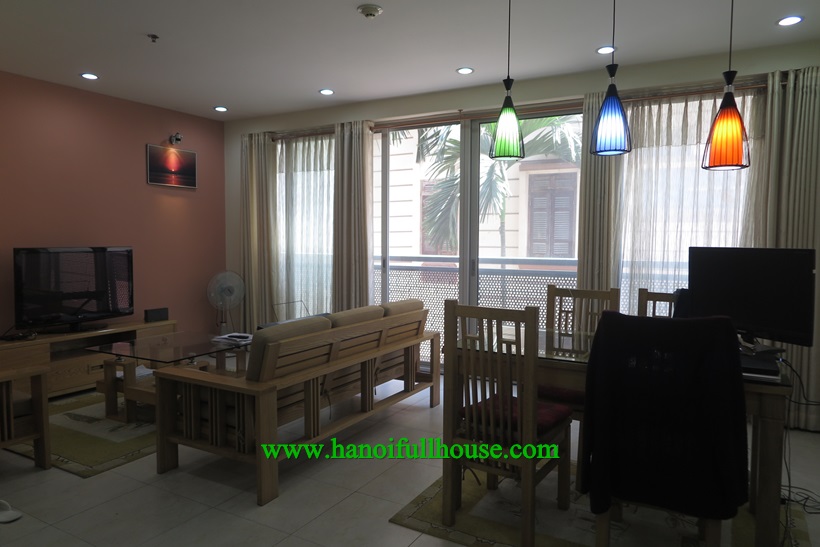 2 bedroom apartment with bathtub in Ha Noi is available now