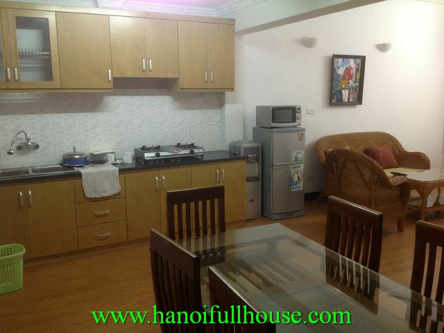 Ba dinh apartment with 1 bedroom for rent. Fully furnished, nearby Ngoc Khanh lake