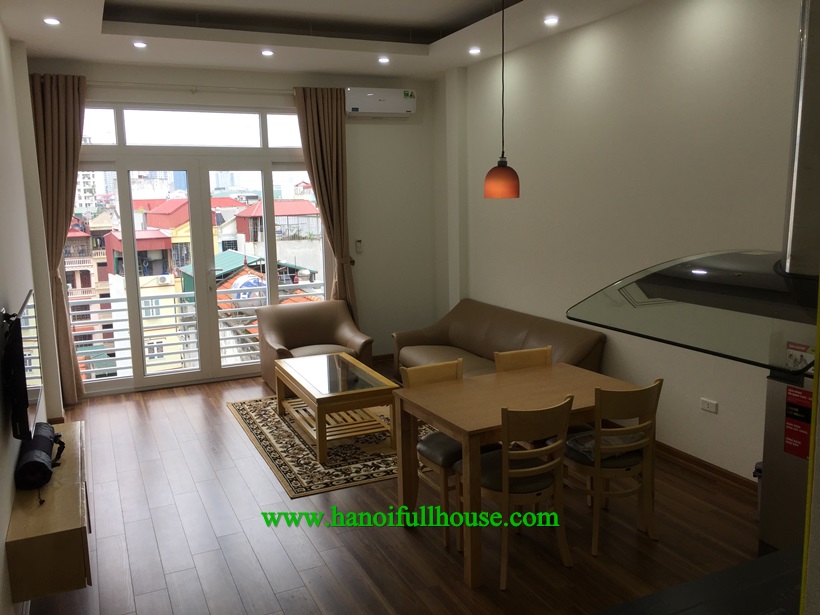  Serviced apartment in Ba Dinh with balcony 