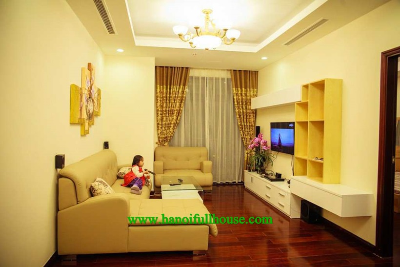 Luxury apartment for rent in Royal City Nguyen Trai: 2 bedrooms and a lot of light