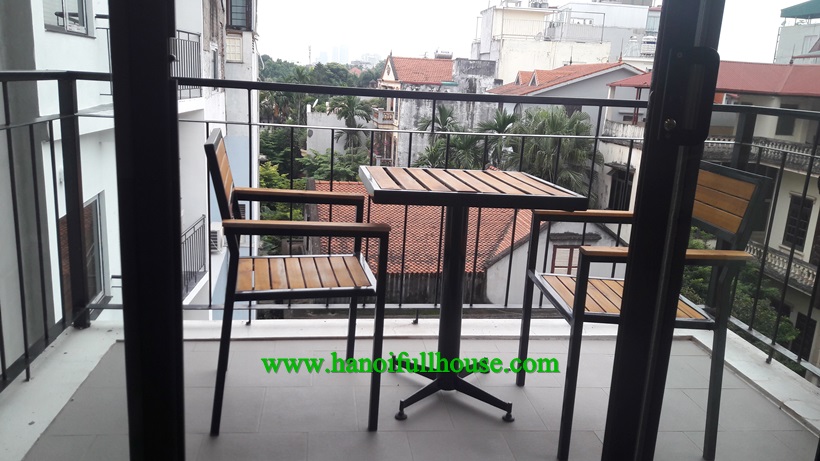Studio serviced apartment for rent on Xuan Dieu with big balcony