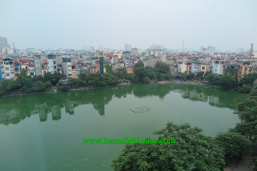 Apartment with 2 bedrooms, view Lake, cheap and nice in Ton Duc Thang