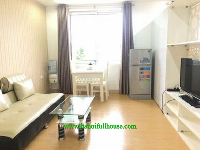 One bedroom apartment with bath tub for rent in Cau Giay