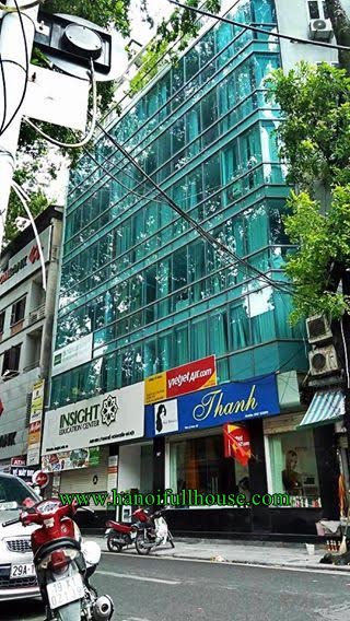 Văn phòng hiện đại giá rẻ cho thuê tại quận Hoàn Kiếm